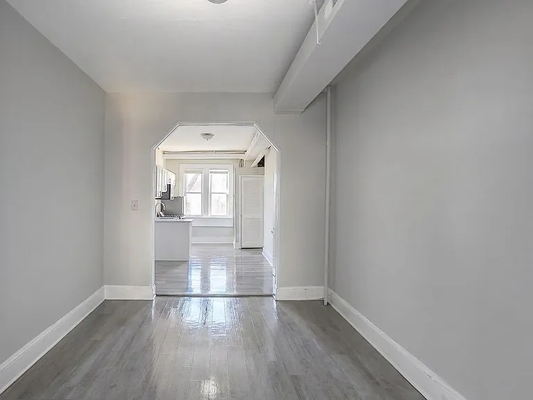 1037 Edmondson Ave #2 — Photo 4