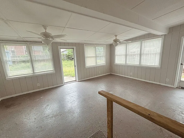 117 Southern Ave — Photo 16