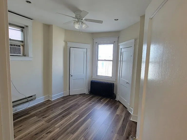 321 E Roosevelt Blvd #2 — Photo 6
