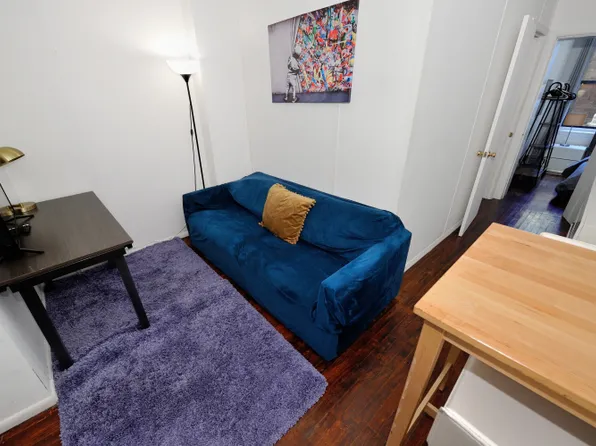 474 Ninth Avenue image 1 of 20