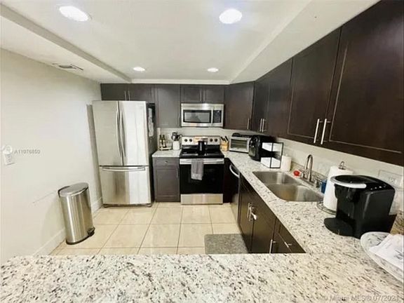 Kitchen, all new updated appliances, plenty of counter and cabinet space