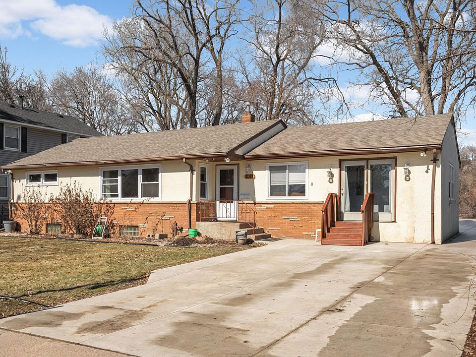 1st image of 1709 Field Ave