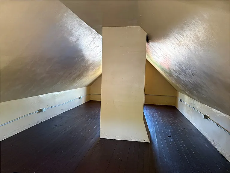 223 Orchard Ave — Photo 20