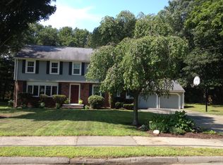 37 Cypress St, Medfield, MA 02052