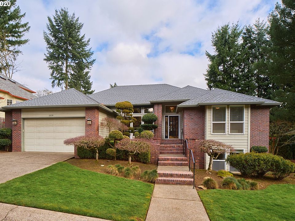 1st image of 1519 SE 104th Ct