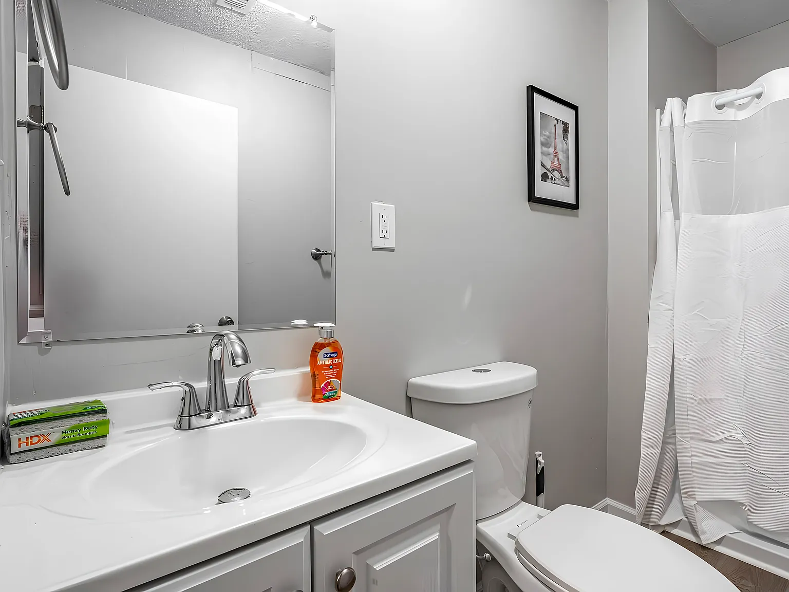 4 bed, 3.0 bath, 1940 sqft, $663 — Photo 4