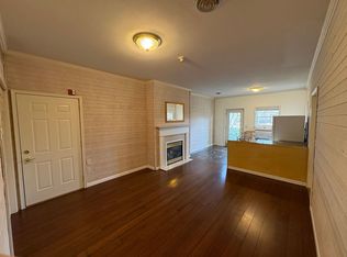 1702 Rukmapura Park, Fairfield, IA 52556