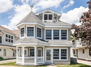 55 Middle Beach Rd, Madison, CT 06443