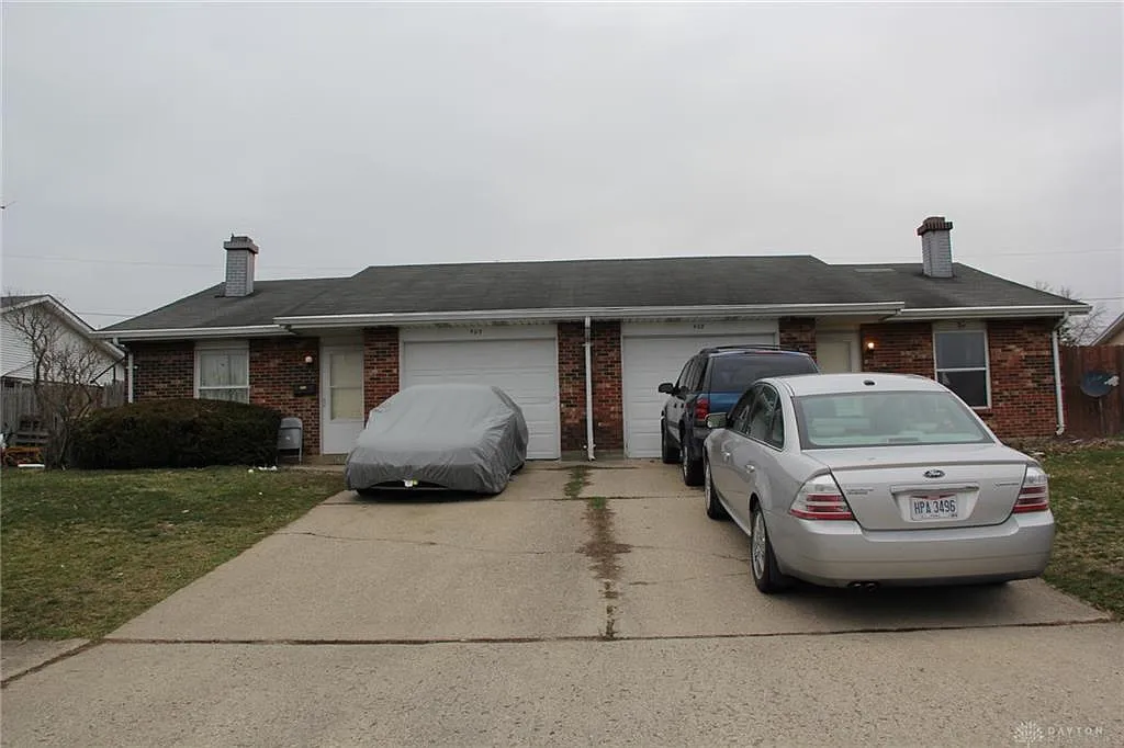 407-409 Villa Dr photo 1