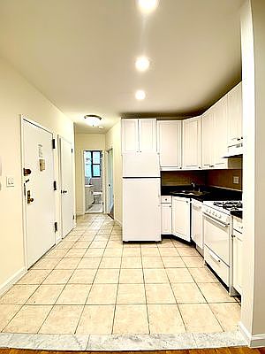 1st image of 519 E 82nd St #3CDV