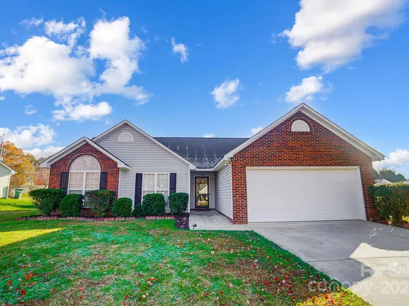 2506 River Chase Dr, Monroe, NC 28110