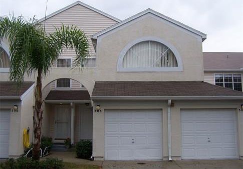 A Large Condominium in Ventura Country Club