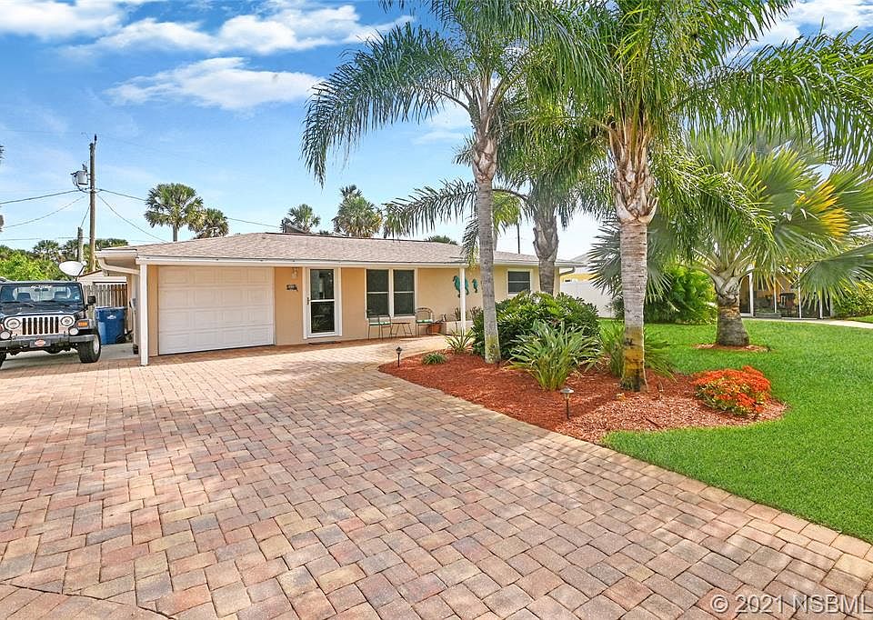 1st image of 21 Sand Dune Dr