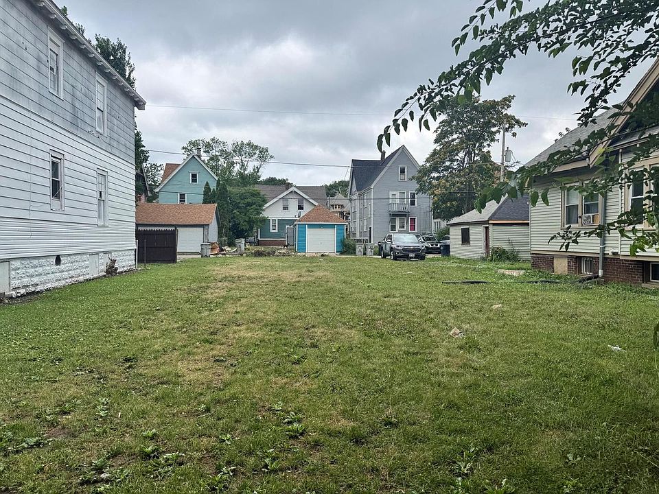 1st image of 2445 N 40TH STREET