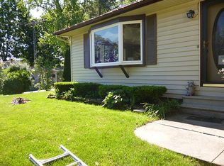 421 Franklin St, Leslie, MI