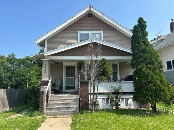 1734 Mount Vernon Rd SE, Cedar Rapids, IA 52403
