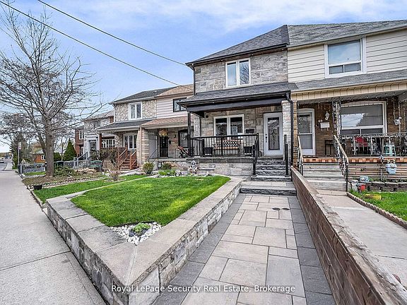 3rd image of 67 Northland Ave