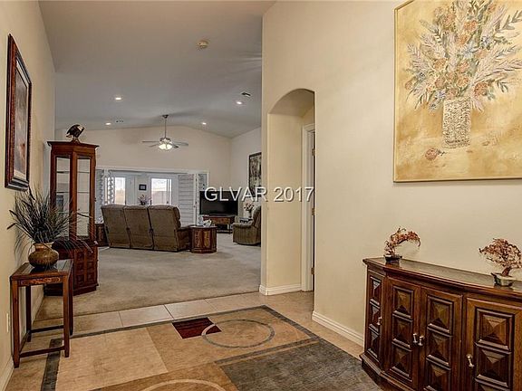 4th image of 2628 Blue Ave