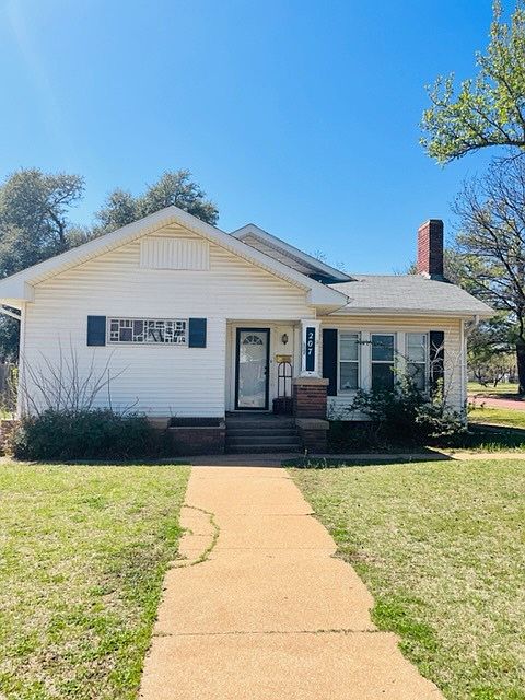 1st image of 207 N Avenue G