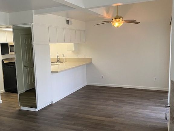 4th image of 73720 Shadow Mountain Dr APT 1