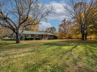 388 Chief Creek Rd, Lawrenceburg, TN 38464