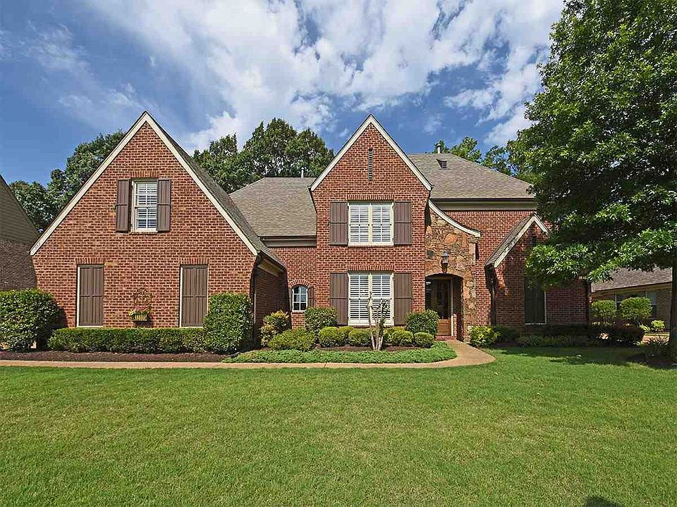 1st image of 355 Saunders Creek Cir