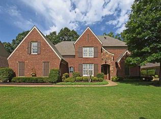 355 Saunders Creek Cir, Rossville, TN 38066