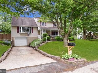 7723 Avondale Ter, Harrisburg, PA 17112