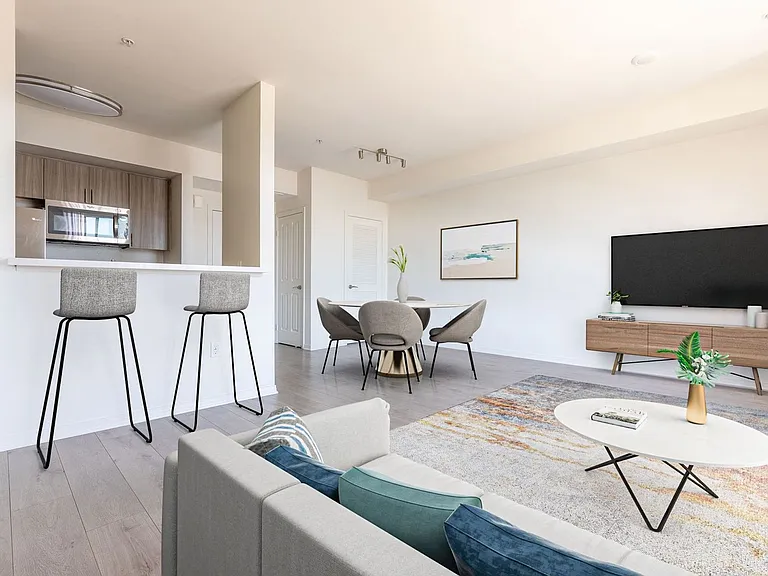 Aura NoHo Luxury Apartments — Photo 1