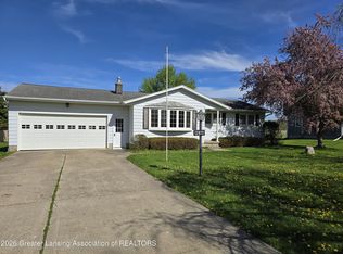 12870 Oneida Rd, Grand Ledge, MI 48837