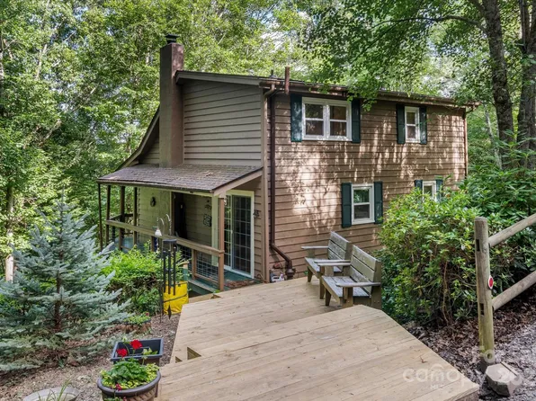 484 Wendy Way, Clyde, NC 28721