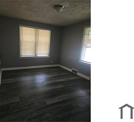 4th image of 8309 McLaran Ave