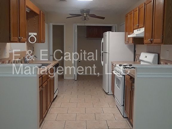 2nd image of 3728 Windy Hill Dr SE