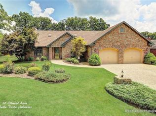 10 Ellwood Ln, Bella Vista, AR 72715