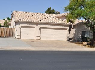 2422 S Roslyn, Mesa, AZ 85209