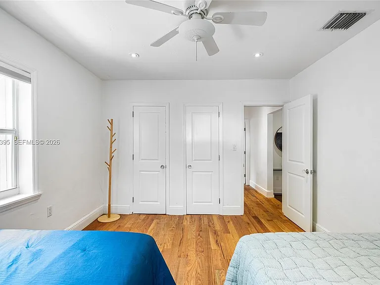 4150 Ventura Ave — Photo 23