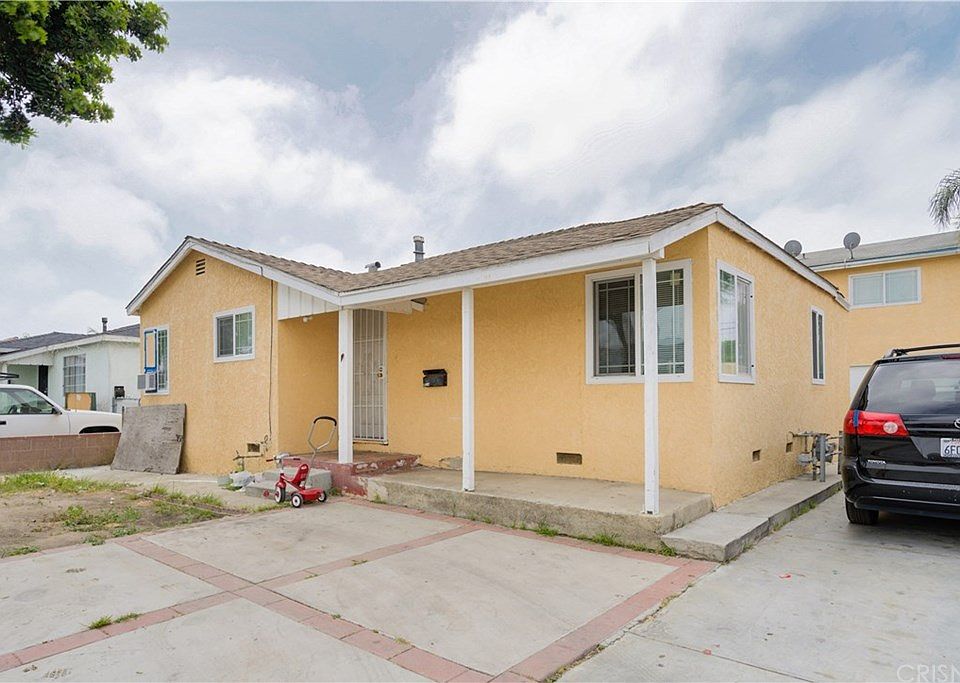 1st image of 3526 W 132nd St