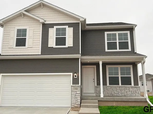 11858 S 114th Ave, Papillion, NE 68046