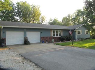 17168 Irish Rd, Carthage, MO 64836