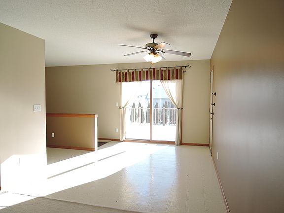 3rd image of 1775 Hemlock NE