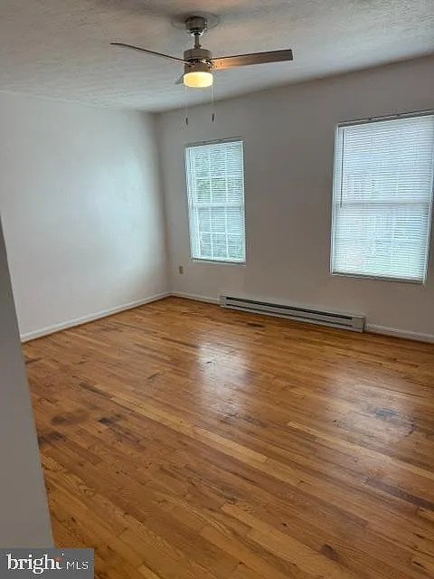 2 bed, 1.5 bath, 1120 sqft, $1,595 — Photo 4