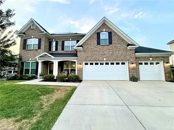 6605 Jockey Club Dr, Whitsett, NC 27377