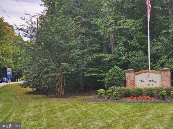 5800 River Dr, Lorton, VA 22079