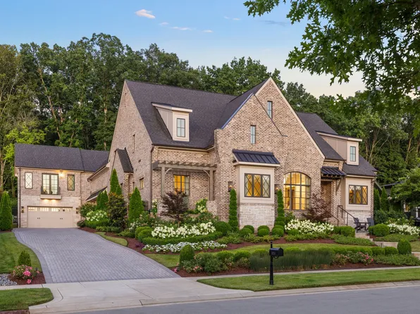 8524 Heirloom Blvd, College Grove, TN 37046