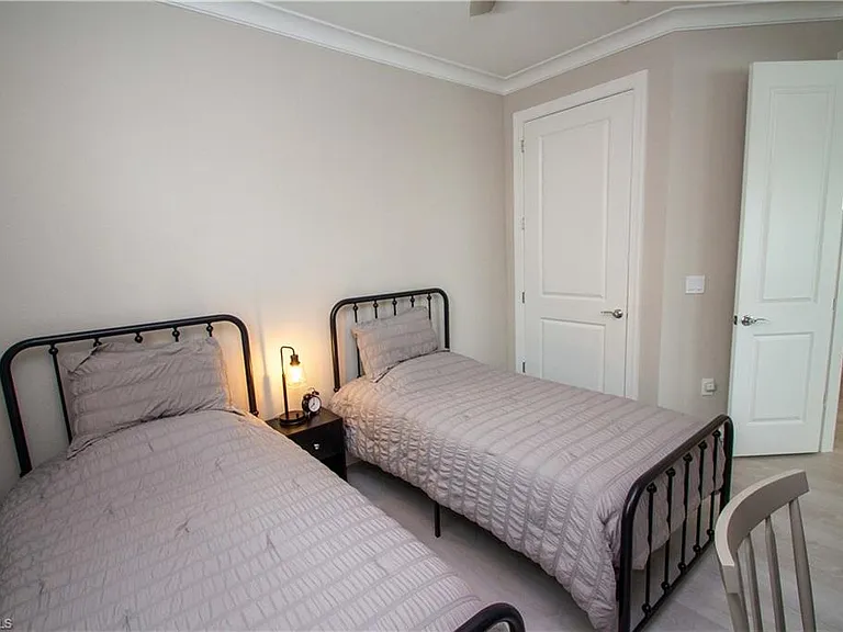251 Indies Dr E #202 — Photo 28