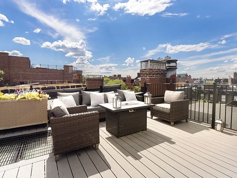 230 Marlborough St #4 — Photo 3