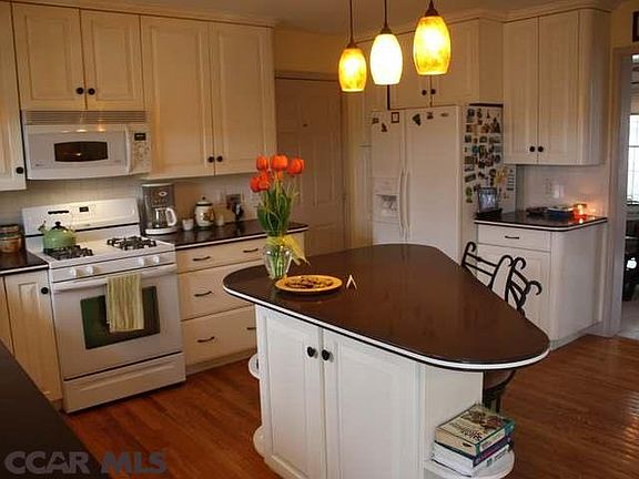 5th image of 219 Leawood Ln