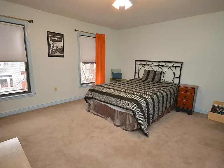 717 Copeland St — Photo 12