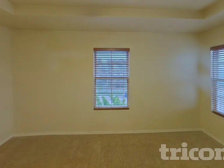 7147 Silverwind Cir — Photo 7