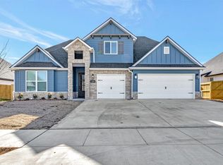 1221 Silver Maple St, Centerton, AR 72719